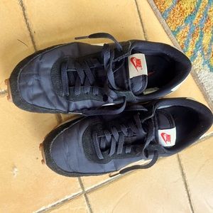 Women’s Nike Waffle